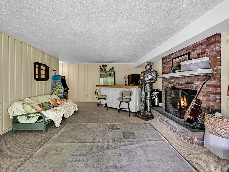 128 Old Town Farm Rd — Photo 26