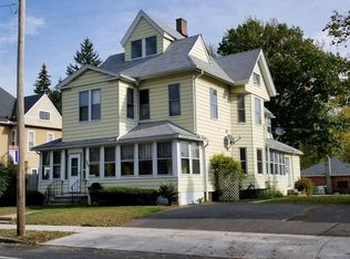 388 Pleasant St, Holyoke, MA 01040