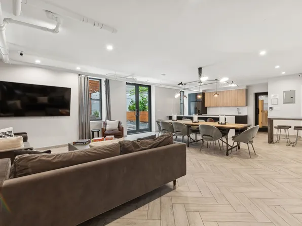 24-75 38th Street image 11 of 17