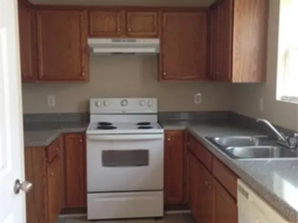 1042 Wheel House Ln, Monroe, GA 30655