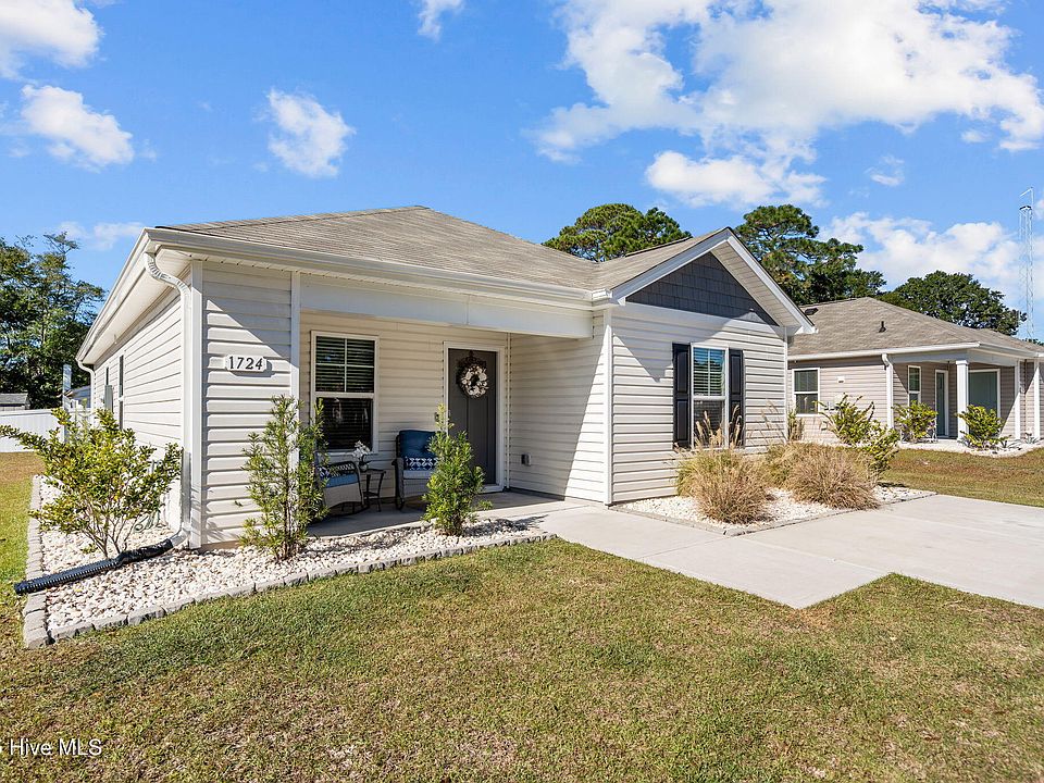 1st image of 1724 Whispering Pine Street SW