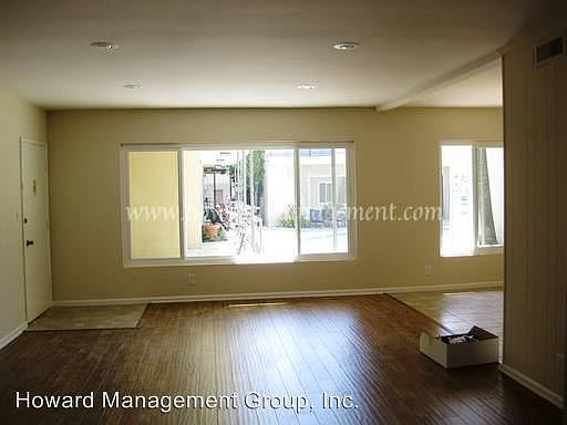 2nd image of 505 S Barrington Ave APT 8