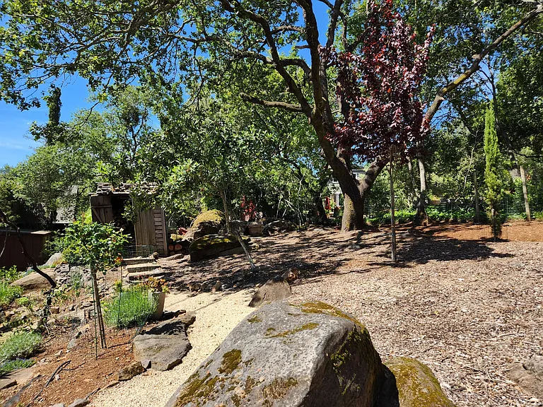 1625 Los Olivos Rd — Photo 36