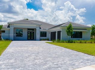 14850 Millstone Ranches Dr, Davie, FL 33331