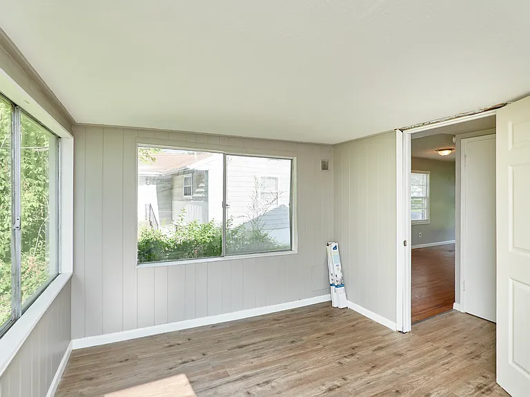 446 Cameron Rd — Photo 16