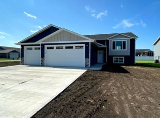 614 Spruce St, Aurora, SD 57002