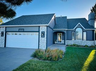 1009 Ragan Rd, Dodge City, KS 67801