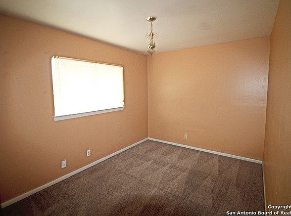 5th image of 4735 Argonne Dr