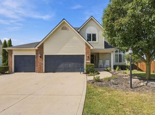 12311 Cliff View Ct, Fort Wayne, IN 46818
