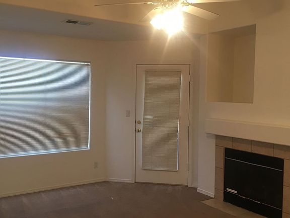 3rd image of 7817 Louisiana Blvd NE Unit 401