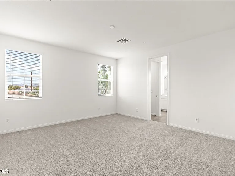 10146 Gabby Glen St — Photo 12