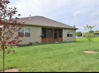 2202 SW 9th St, Blue Springs, MO 64015