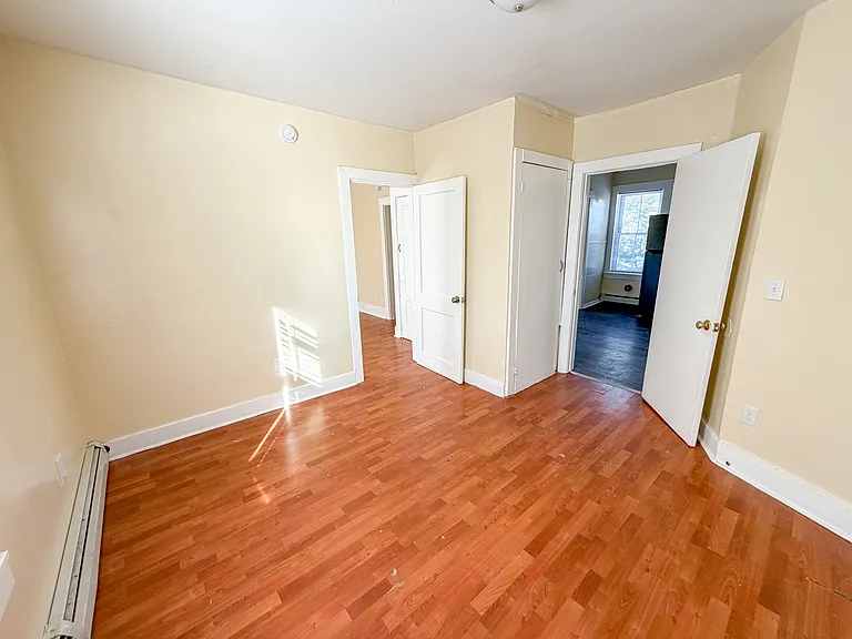 160 Brackett St — Photo 13