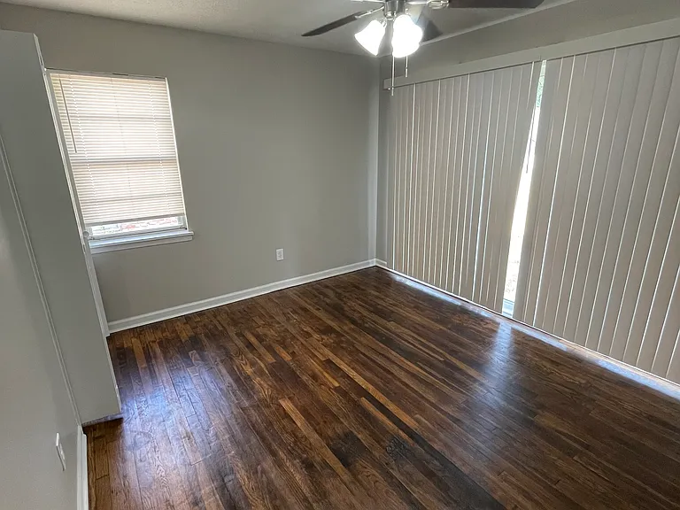 1358 Bennington Dr — Photo 5