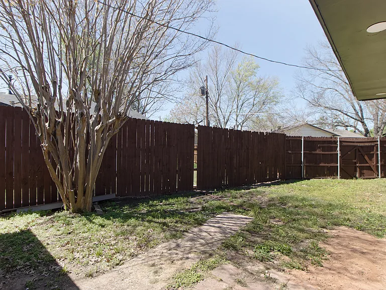 2707 Judy Dr — Photo 24