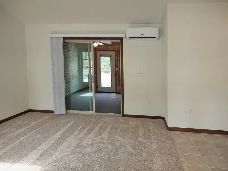 W5244 Highway 21 — Photo 15