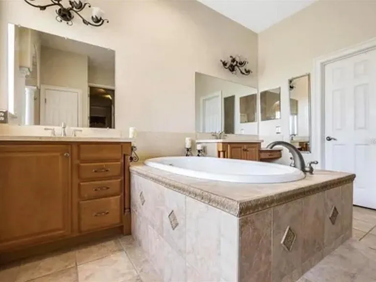 2120 Bunker View Ct — Photo 15