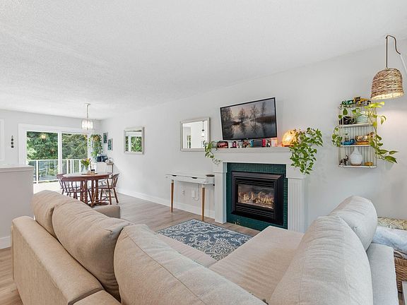 4th image of 4067 Ross Rd