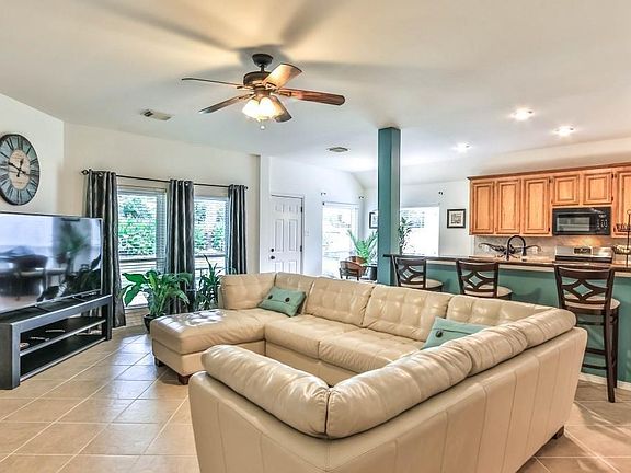 3rd image of 21906 Golden Cedar Dr