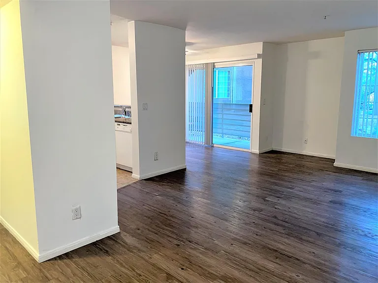 2121 Sealion Dr — Photo 11