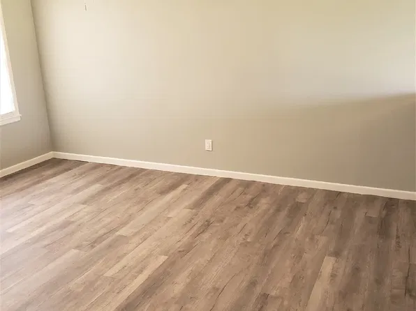 4906 6th St, Lubbock, TX 79416