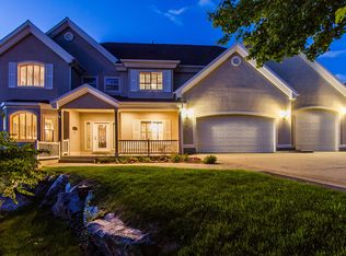 653 E Rocky Knoll Ln, Draper, UT 84020
