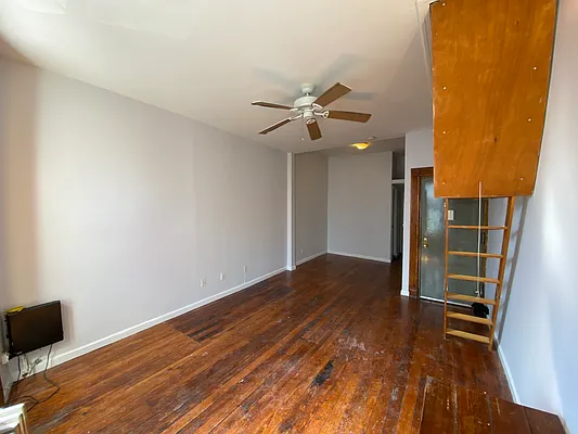 Rented by Terra Magia Inc | media 4