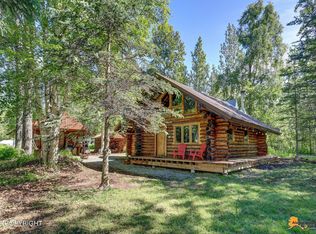 13423 E 1st St, Talkeetna, AK 99676