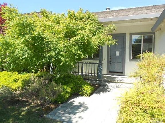 3rd image of 8721 Canyon Oak Dr