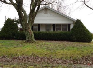 1372 Peerless Rd, Bedford, IN 47421