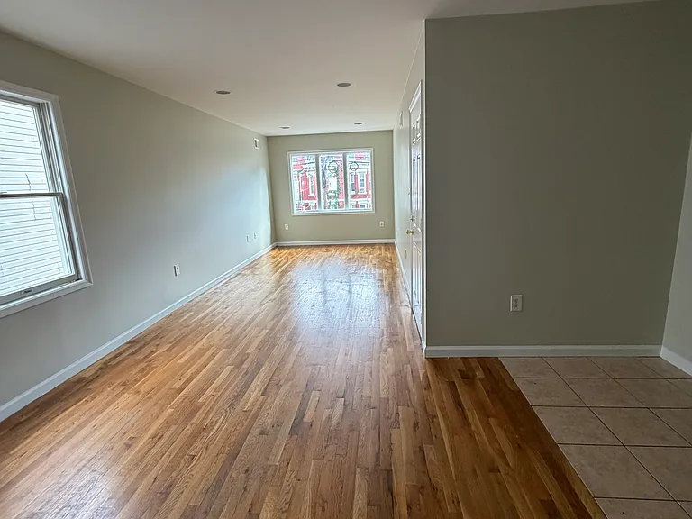 132 Grant Ave #2 — Photo 2