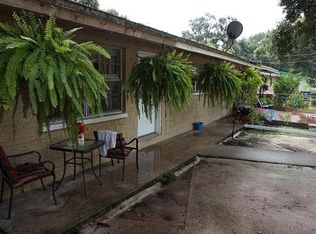 1207 E 143rd Ave #AB, Tampa, FL 33613