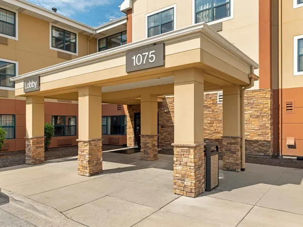 Chicago - Hanover Park, 1075 E Lake St, Hanover Park, IL 60133