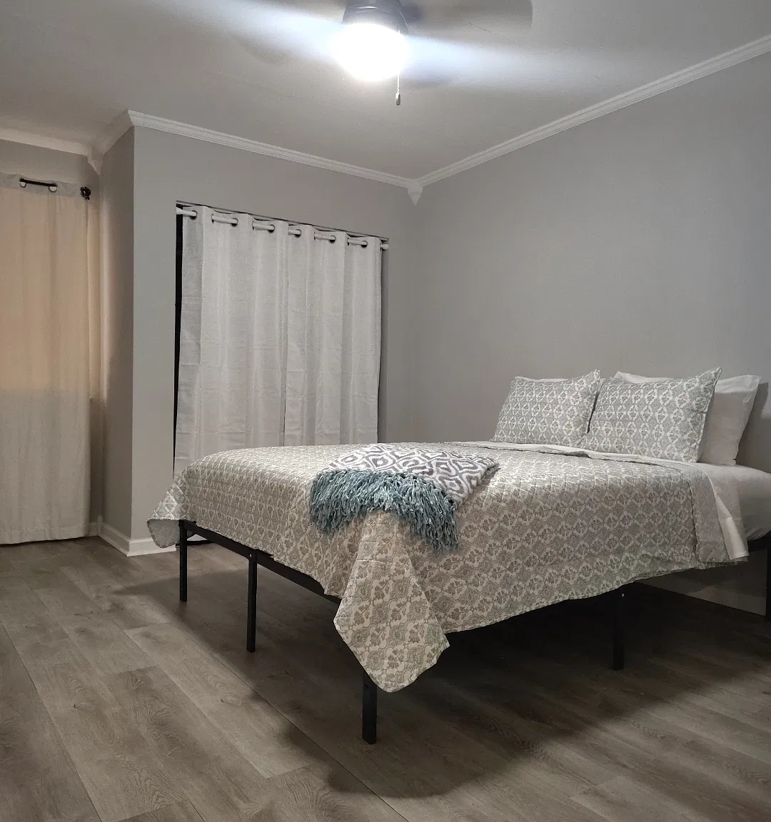 2 bed, 965 sqft, $1,600 — Photo 4