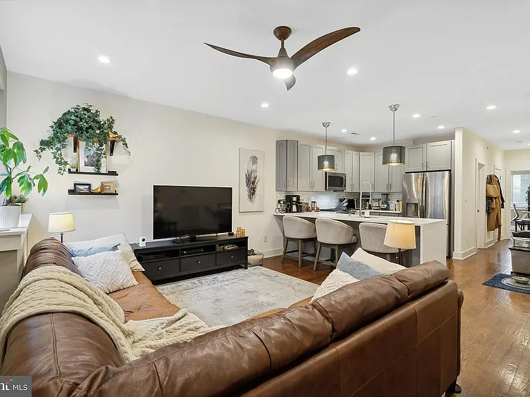 1218 N Orkney St #1 — Photo 16