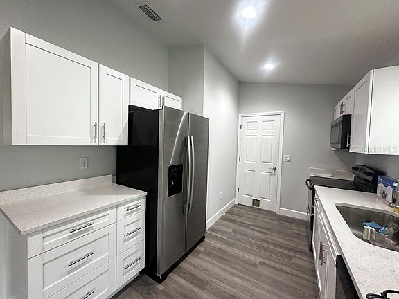 3rd image of 2746 SW 147th Ct