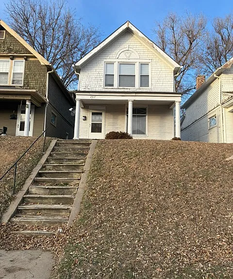 2517 Faraon St — Photo 1