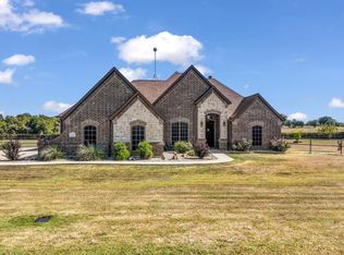 136 Spring Meadow Dr, Springtown, TX 76082