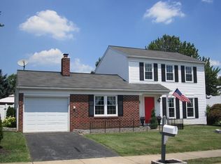 111 Arrowhead Dr, Lititz, PA 17543