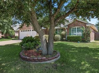 2700 Comanche Trl, Woodway, TX 76712