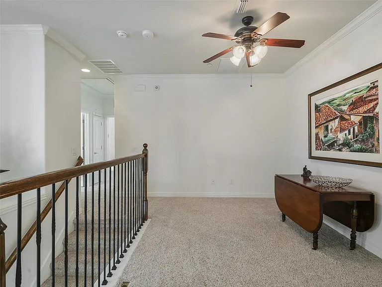 4724 Durham Dr — Photo 13