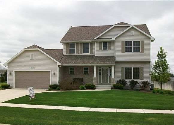 1st image of 11913 Arrowhead Dr