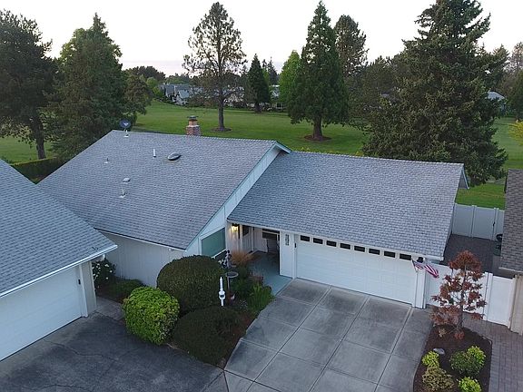 3rd image of 3134 Oakcrest Dr NW