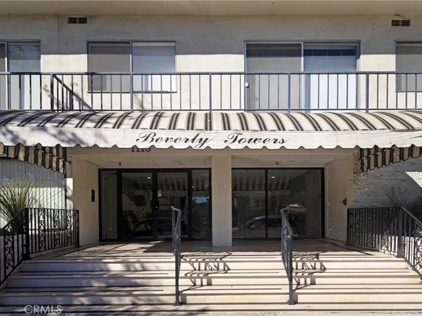 1115 S Elm Dr #Penthouse 8, Los Angeles, CA 90035