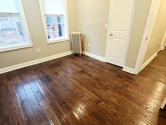 4th image of 158 Bergen Ave #1B