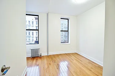 Rented by Julianna Realty Corp