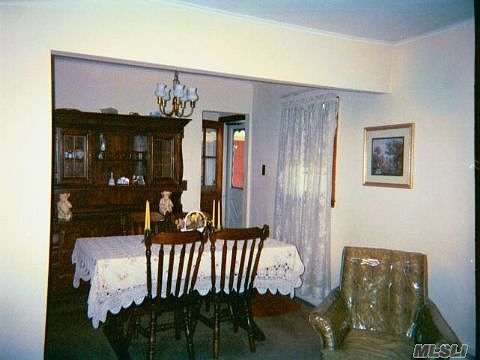 2nd image of 15 Peri Ave