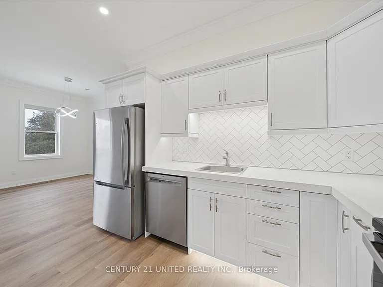 1027 Willcox St #201 — Photo 12