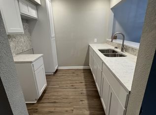 700 S Sims Ave #3, Bryan, TX 77803