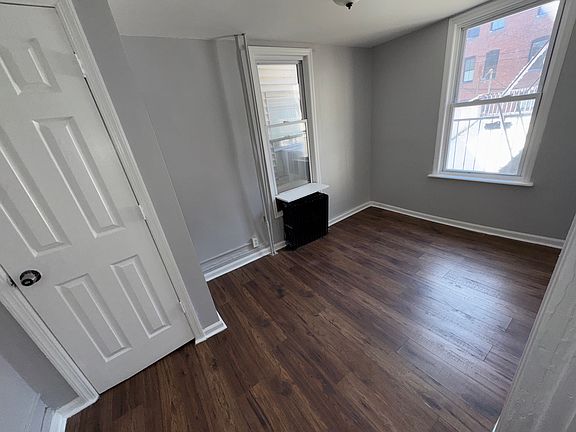 4th image of 52 Harrison Ave #4L